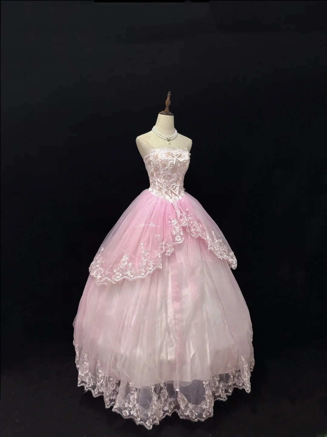 Classy Ball Gowns Strapless Pink Poofy Long With Appliued Lace Quince Dress Sweet 16 inspo Quinceanera Dresses Vestidos De 15 anos RB7657