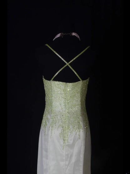 Strahlendes Meerjungfrauen-Abendkleid mit Spaghettiträgern, weiß-grünem Ombré-Chiffon, langes Modell, beeindruckendes Outfit zum 18. Geburtstag, Ballkleid AS260