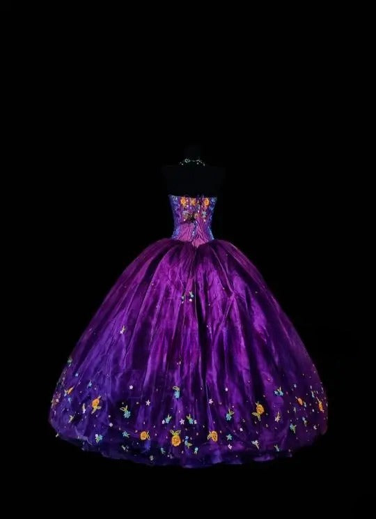Modest Ball Gown Strapless Purple Long Quinceanera Dresses With Appliqued For Sweet 15 15 Anos Celebration Birthday Formal Gown RB8889
