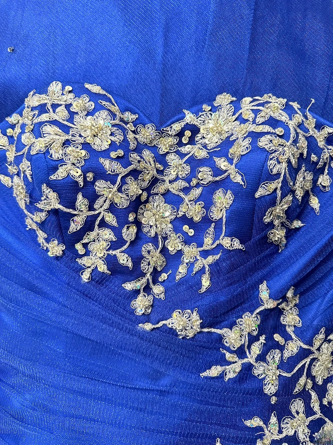 Pretty Ball Gown Sweetheart Royal Blue Tulle With Appliqued Corset Fitted Long 15 Quinceanera Dresses Photo Ideas Formal Outfit RB6113