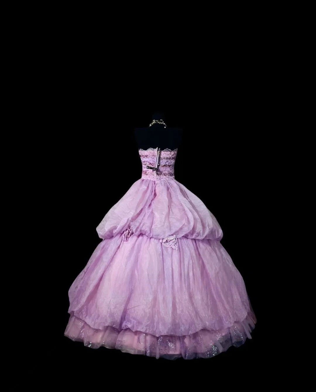 Modest Ball Gown Strapless Lilac Long Quinceanera Dresses With Beaded For Sweet 15 15 Anos Celebration Birthday Formal Gown RB8891