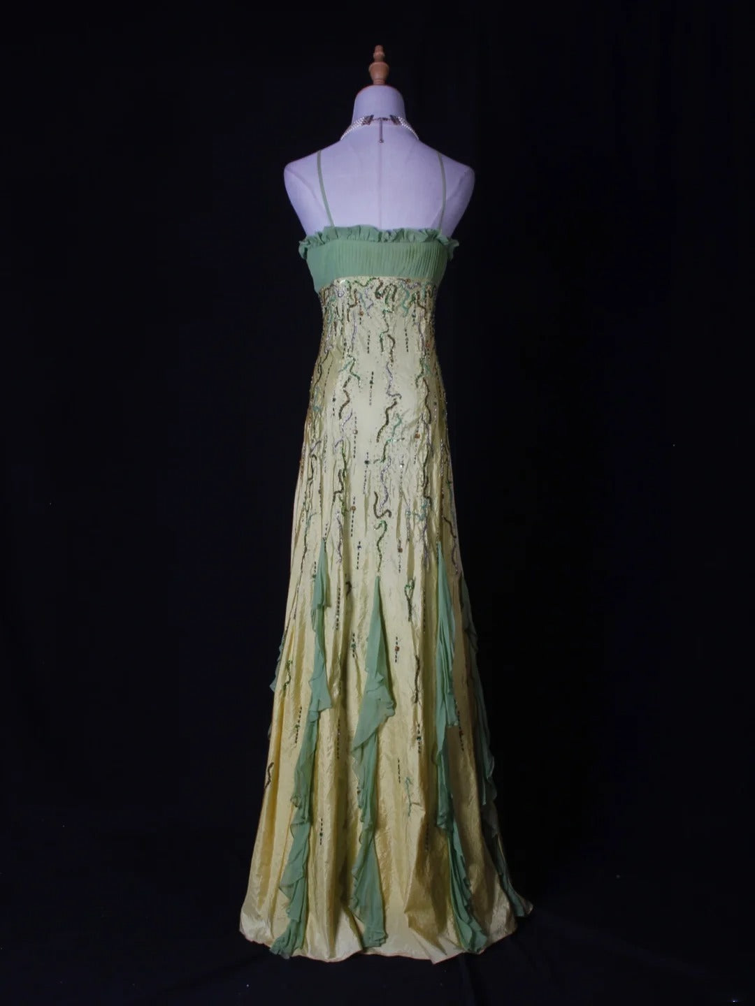 Vintage A-Linien-Abendkleid mit Spaghettiträgern, Chiffon, perlenbesetztem Stufenoberteil und langem Rock – ein beeindruckendes Outfit zum 18. Geburtstag (Modell AS270).
