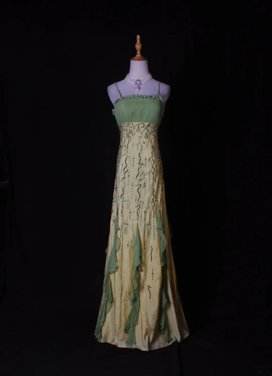 Vintage A-Linien-Abendkleid mit Spaghettiträgern, Chiffon, perlenbesetztem Stufenoberteil und langem Rock – ein beeindruckendes Outfit zum 18. Geburtstag (Modell AS270).