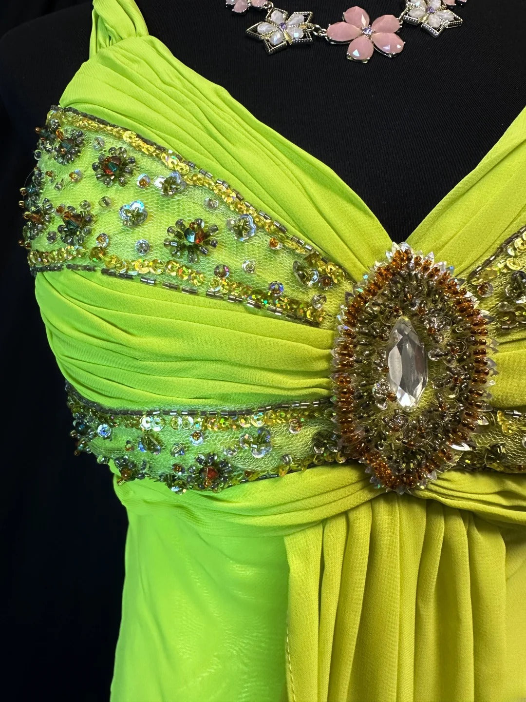 Vintage 90s Prom Dresses A line V Neckline Green Chiffon With Beading Party Gown Formal Outfits RB6116