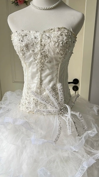 Sweet 15 Quinceanera Dress Ball Gown Strapless White With Tiered Layers Long 16th Birthday Outfits RC0609