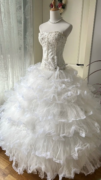 Sweet 15 Quinceanera Dress Ball Gown Strapless White With Tiered Layers Long 16th Birthday Outfits RC0609