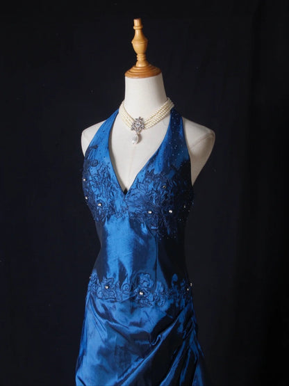 Robe de bal vintage dos nu en taffetas bleu marine avec corsage à volants orné de perles, robe longue idéale pour un 18e anniversaire, référence AS274