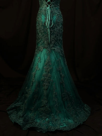 Modest Prom Dresses Mermaid V Neckline Dark Emerald Green With Lace Appliqued Long Night Evening Formal Outfits RB6120