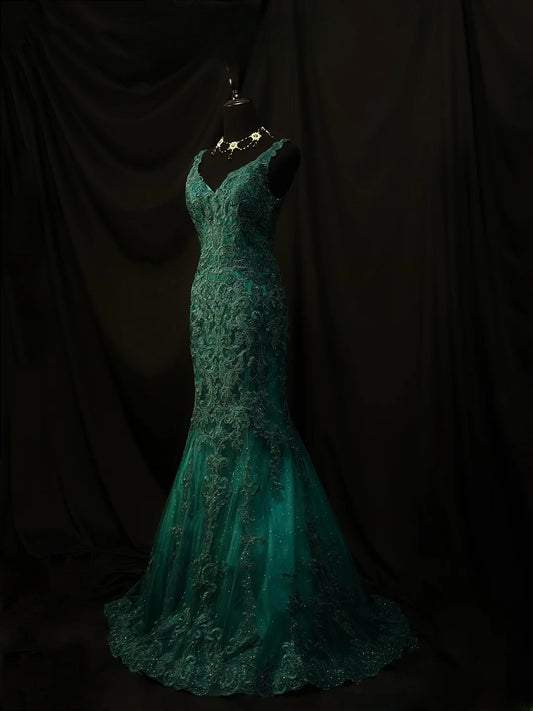 Modest Prom Dresses Mermaid V Neckline Dark Emerald Green With Lace Appliqued Long Night Evening Formal Outfits RB6120