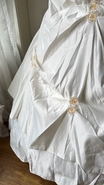 Sweet 15 Quinceanera Dress Ball Gown Strapless White With Appliques Long 16th Birthday Outfits RC0613