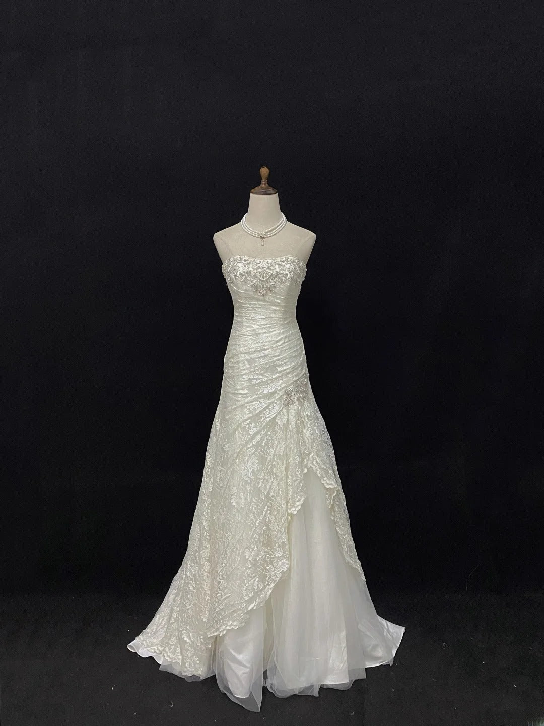 Vintage Mermaid Strapless Ivory With Appliqued Lace Beading Brides Gown Bridal Dress Wedding Dresses Style RB7727