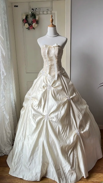 Sweet 15 Quinceanera Dress Ball Gown Strapless White With Appliques Long 16th Birthday Outfits RC0615
