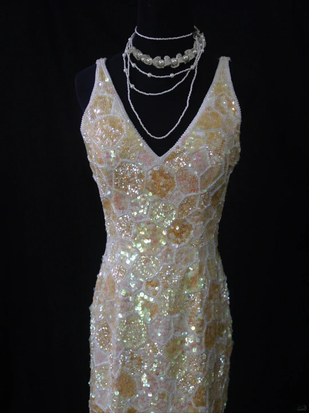 Vintage Etuikleid, schmal geschnitten, V-Ausschnitt, Pailletten, perlenbesetztes Oberteil, langes Ballkleid, beeindruckendes Outfit zum 18. Geburtstag, Ballkleid AS278