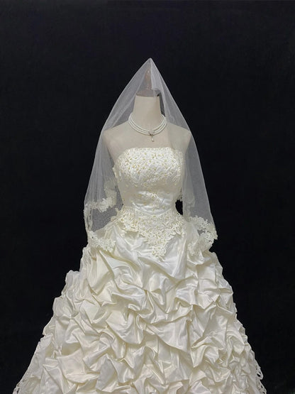 Vintage Ball Gown Strapless Taffeta Ivory With Appliqued Lace Tiered Brides Gown Bridal Dress Wedding Dresses RB7729