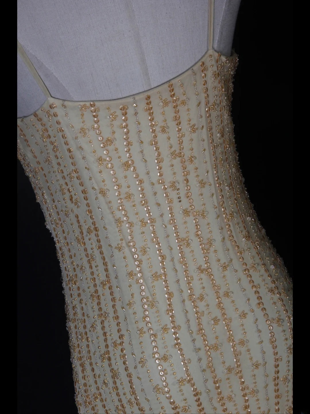 Vintage Meerjungfrauen-Abendkleid mit Spaghettiträgern, gelbem Tüll und Perlenbesatz, langes Kleid, beeindruckendes Outfit zum 20. Geburtstag, Ballkleid AS280
