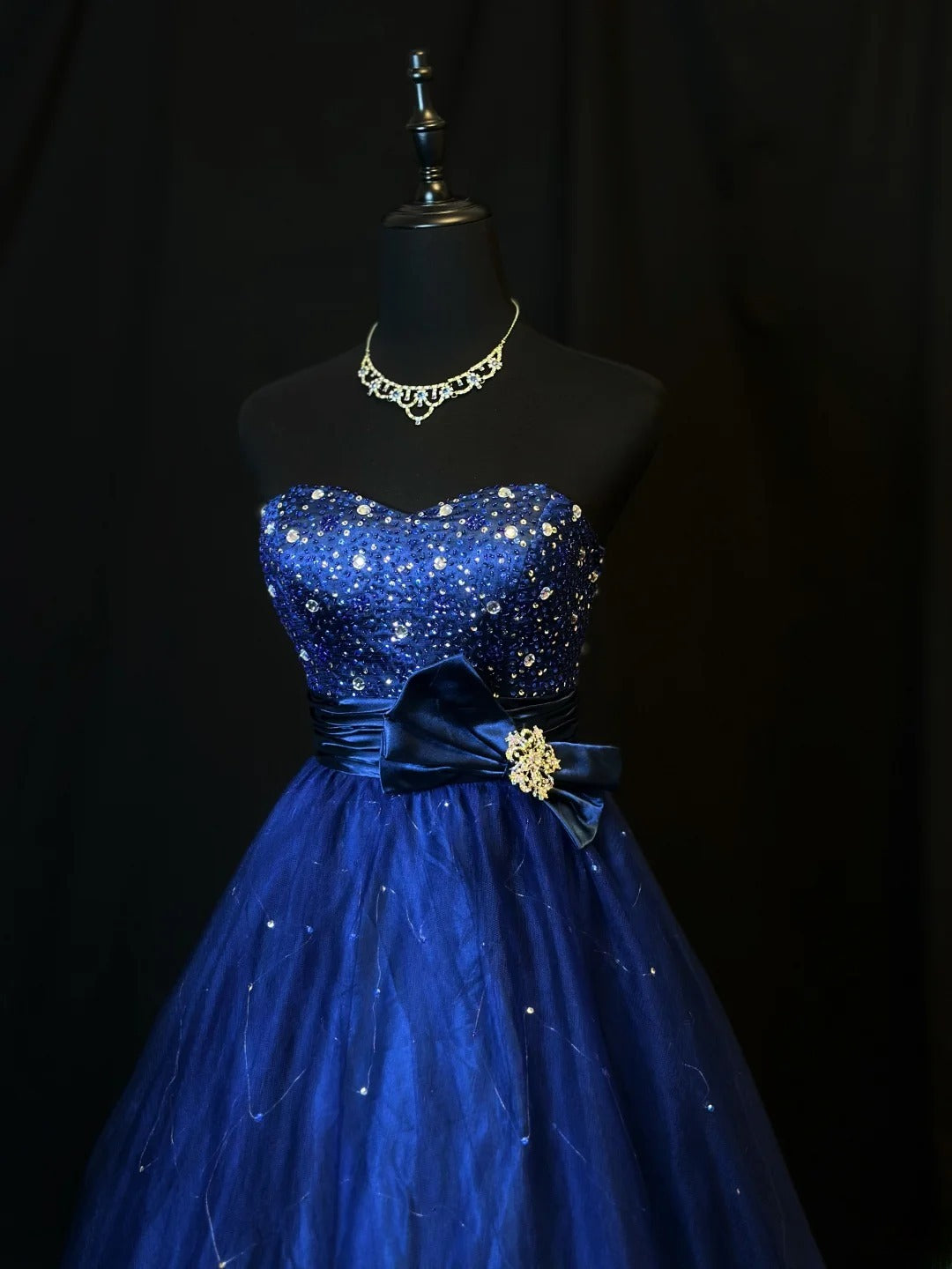 Modest Prom Dresses Ball Gown Sweetheart Royal Blue With Silver Beading Long Night Evening Formal Outfits RB6123