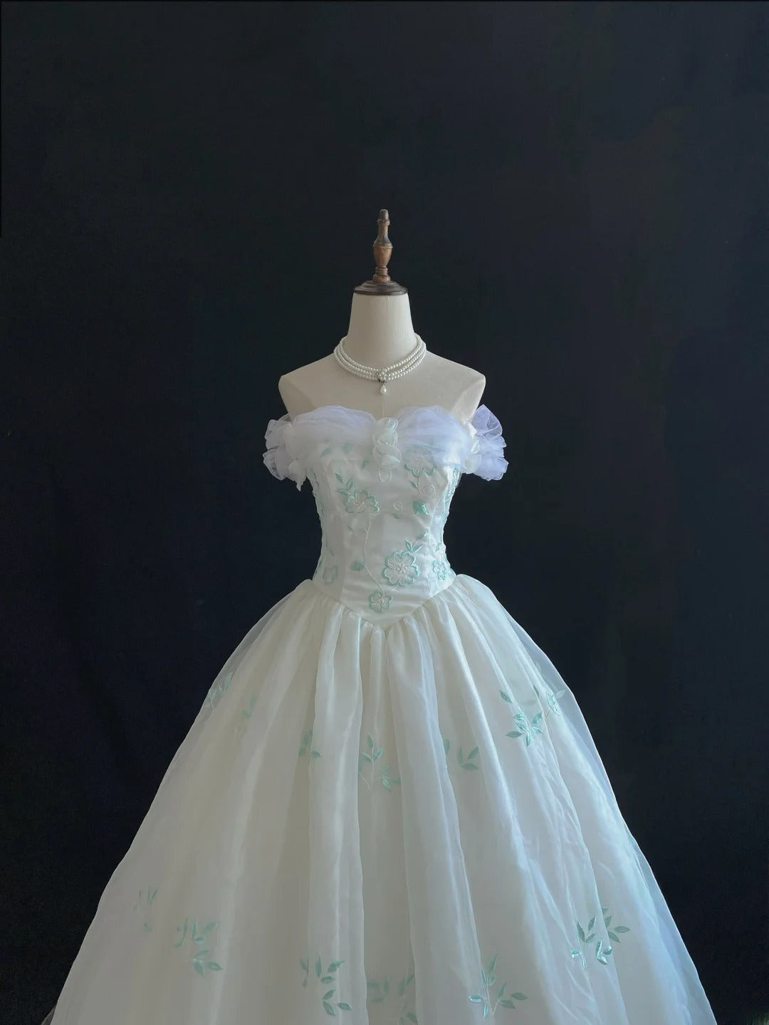 Ethereal Prom Ball Gowns Off The Shoulder Tulle Poofy Long With Embroidery Quince Dress inspo Quinceanera Dresses Vestidos De 15 anos RB7734