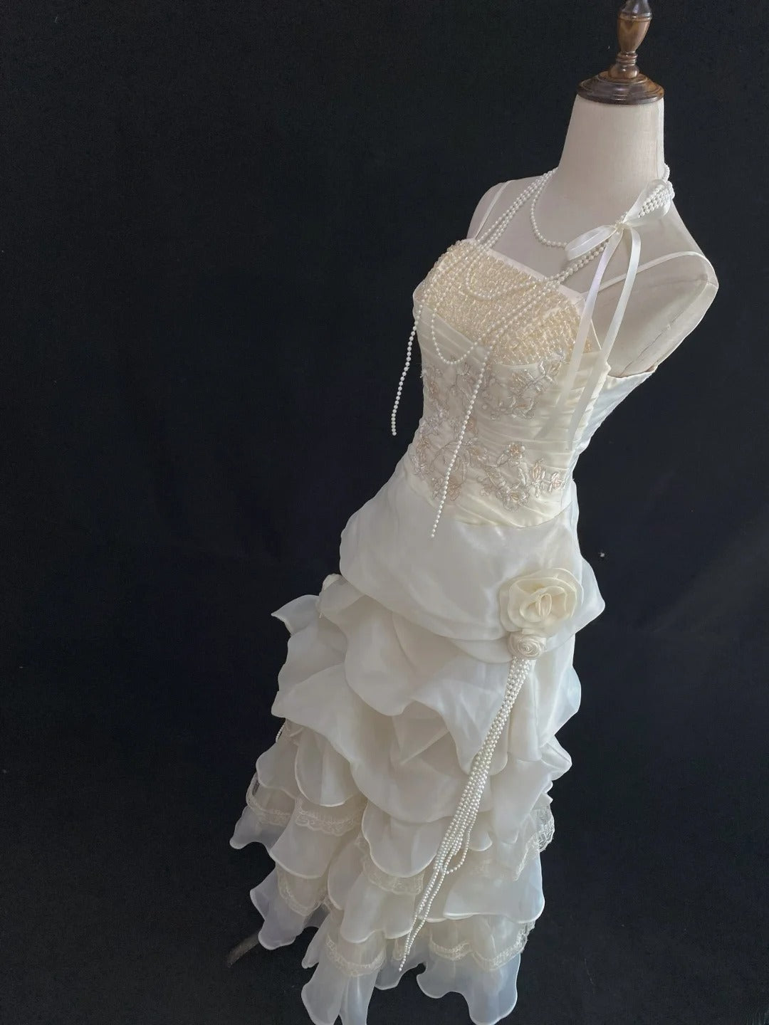 Vintage 80s Ball Gown Straps Ivory Lace Floor Length With Layers Tiered Brides Gown Bridal Dress Wedding Dresses RB7736