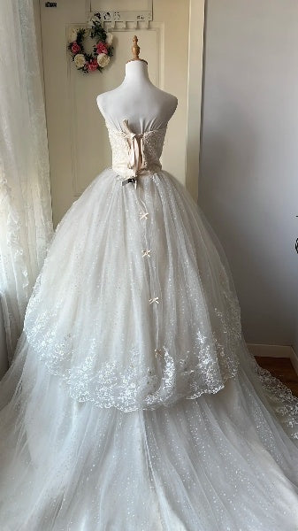 Sweet 15 Quinceanera Dress Ball Gown Strapless White Tulle With Appliques Long 16th Birthday Outfits RC0627