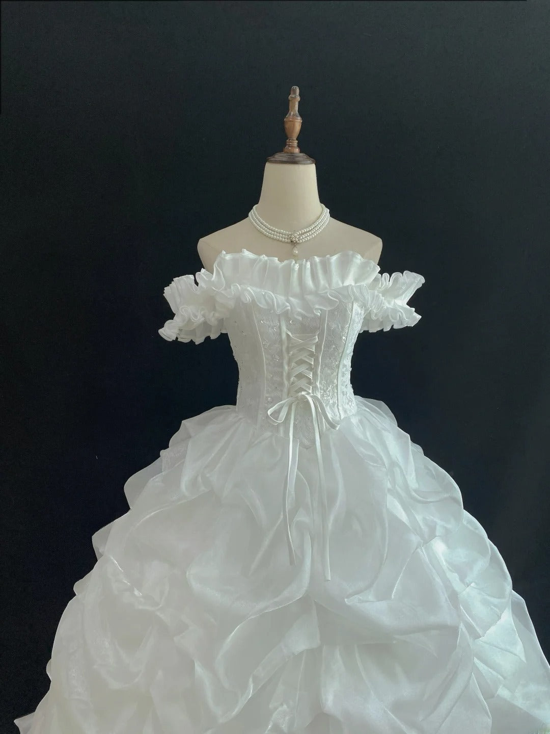 Cute Ball Gowns Off The Shoulder White Organza Poofy Long With Tiered Layers Quince Dress inspo Quinceanera Dresses Vestidos De 16 anos RB7746