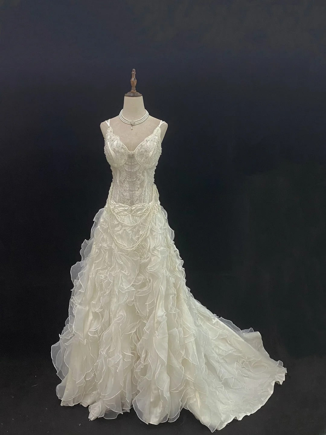 Vintage 80s Mermaid Spaghetti Straps Ivory Tulle Sweep Train With Tiered Layers Beading Brides Gown Bridal Dress Wedding Dresses RB7747