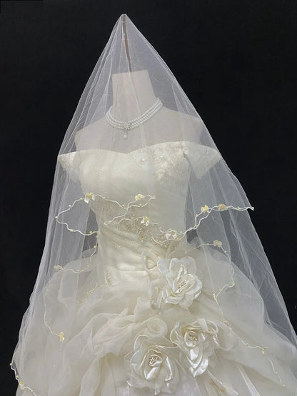 Vintage 70s Ball Gown Off The Shoulder Ivory Tulle Sweep Train With Tiered Layers Flowers Brides Gown Bridal Dress Wedding Dresses RB7748