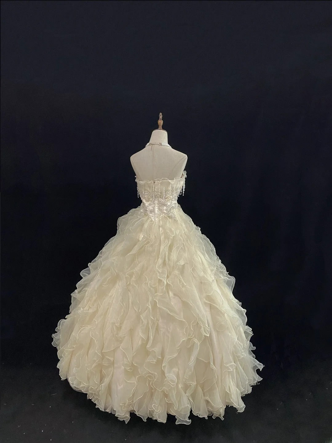 Cute Ball Gowns Strapless Ivory Tulle Sleeveless Poofy Long With Tiered Layers Quince Dress inspo Quinceanera Dresses Vestidos De 16 anos RB7749