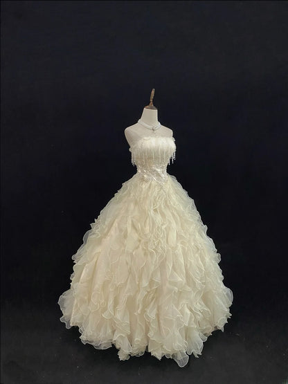 Cute Ball Gowns Strapless Ivory Tulle Sleeveless Poofy Long With Tiered Layers Quince Dress inspo Quinceanera Dresses Vestidos De 16 anos RB7749