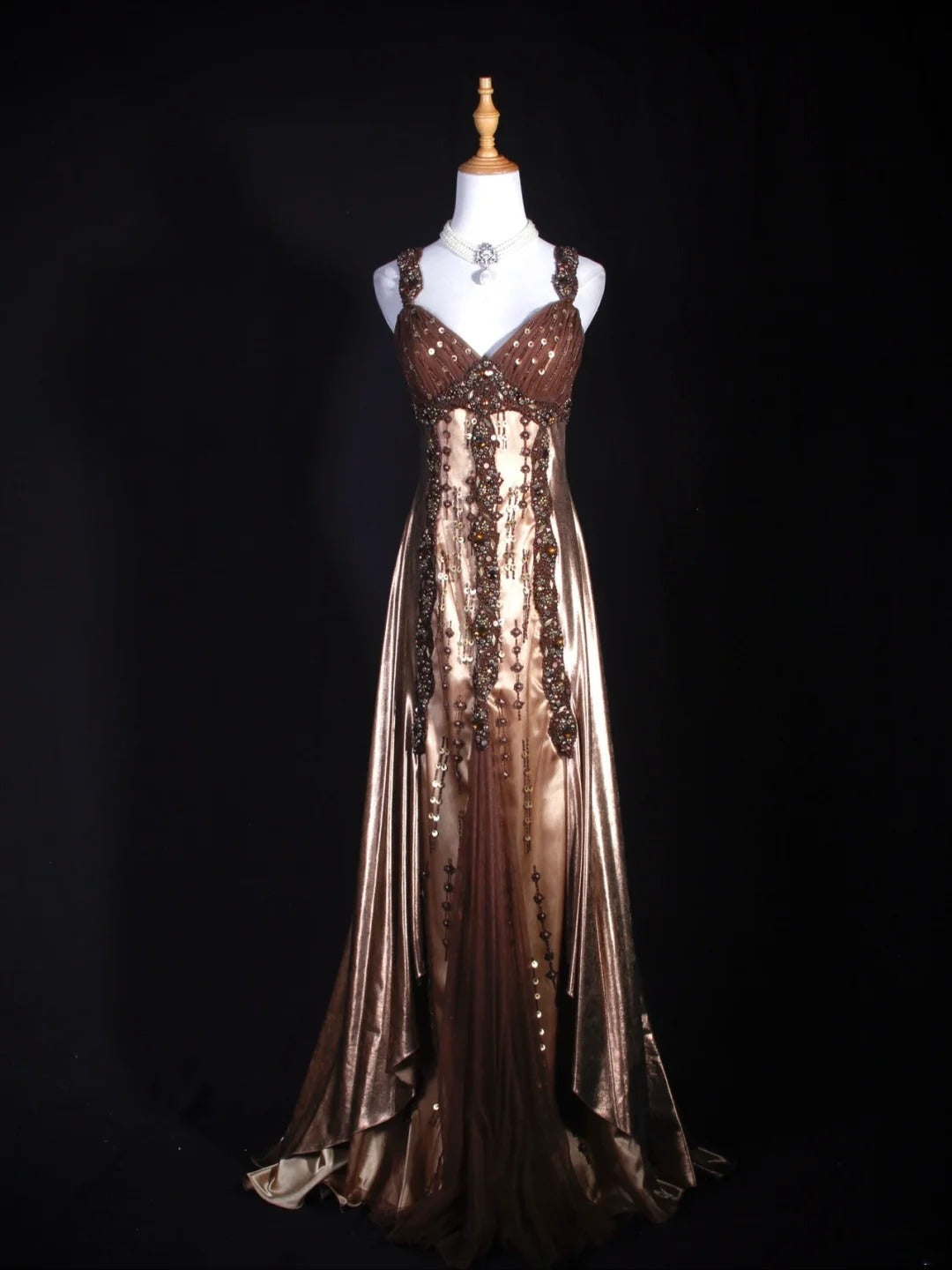 Robe de bal longue vintage années 80, coupe trapèze, bustier cœur, en tulle orné de perles. Idéale pour un 20e anniversaire. Robe de soirée AS301