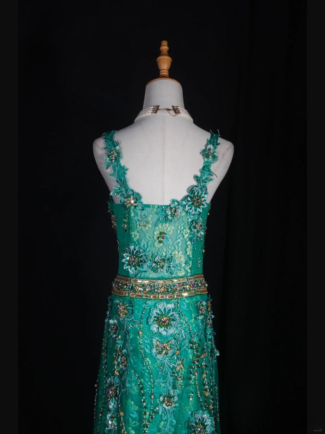 Vintage A-Linien-Abendkleid im Stil der 1950er Jahre aus grünem Tüll mit Perlen und Herzausschnitt – Inspiration für das Outfit zum 20. Geburtstag – Abendkleid AS302