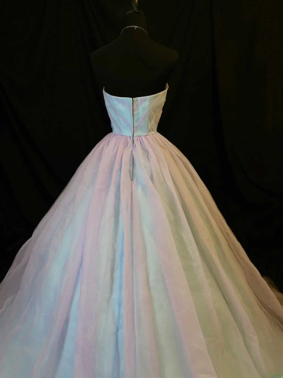 Pretty Ball Gown Strapless Pink Blue Prom Dresses Long 15 Quinceanera Dresses Photo Ideas Formal Outfit RB6144