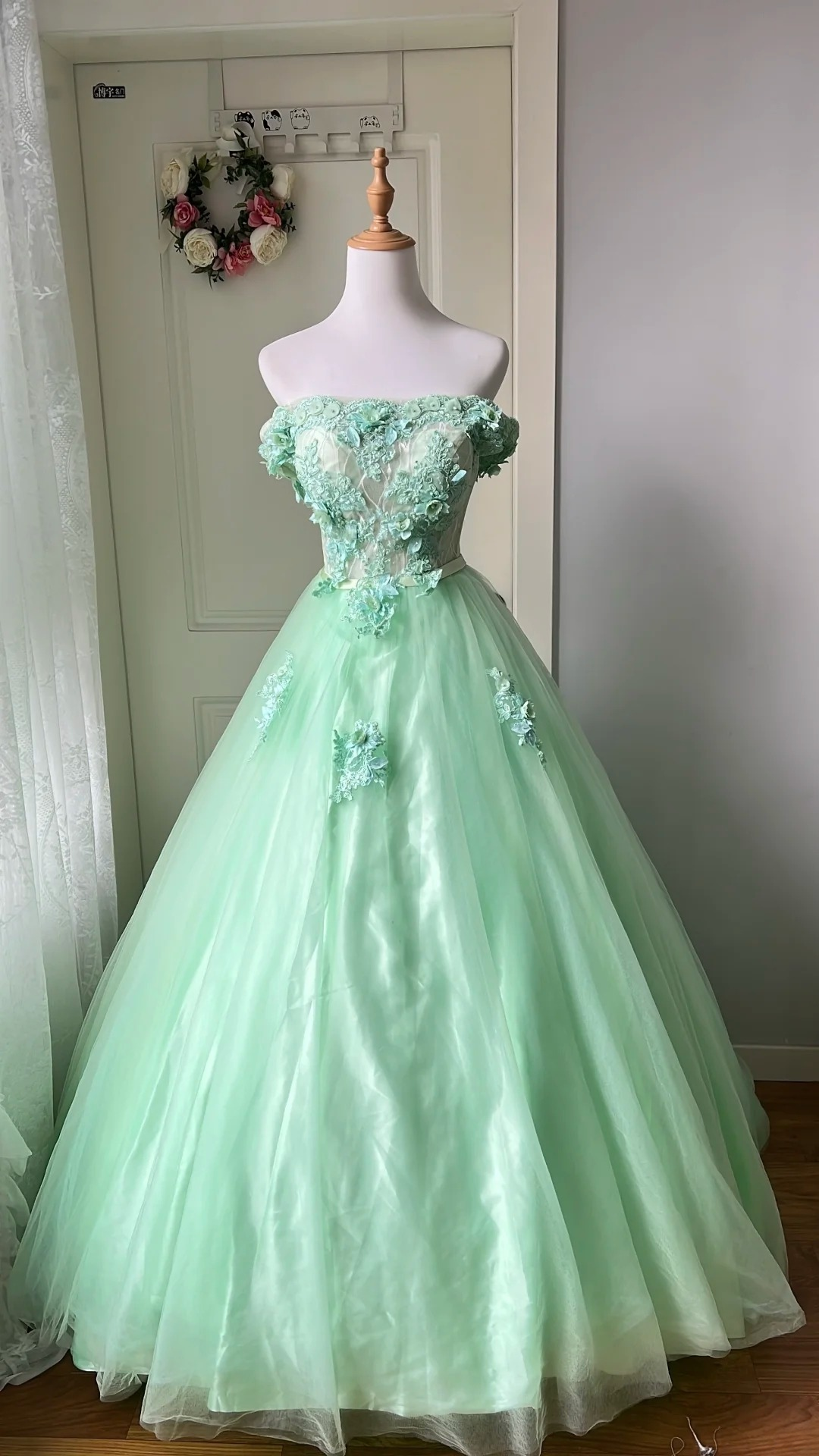 Sweet 15 Quinceanera Dress Ball Gown Off The Shoulder Mint Green Tulle With Appliques Long 16th Birthday Outfits RC0640