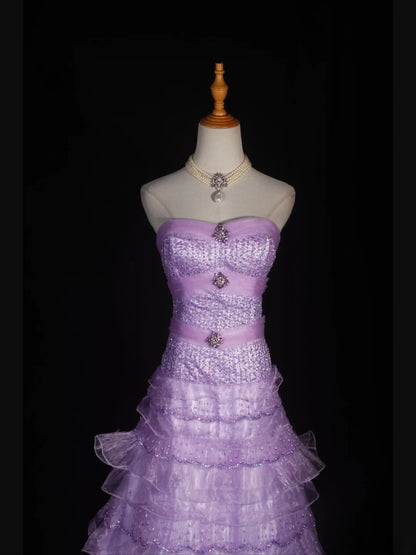 Vintage 70er-Jahre Ballkleid mit Herzausschnitt, lilafarbenem, perlenbesetztem Oberteil, plissiertem Rock, langem Schnitt, perfektes Outfit für den 21. Geburtstag, Modell AS310