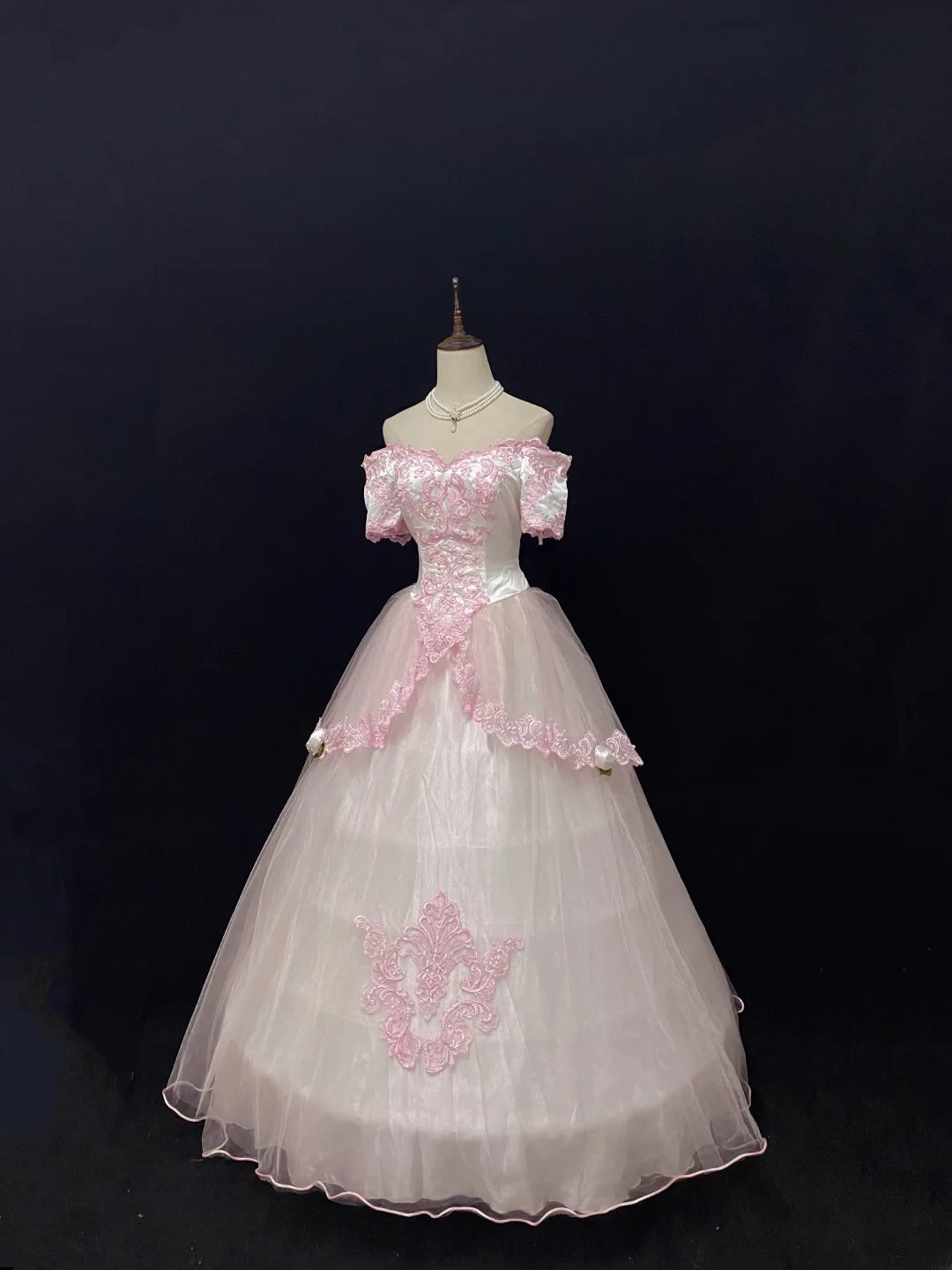 Sweet Ball Gowns Off The Shoulder Light Pink Tulle Poofy Long With Appliqued Short Sleeves Quince Dress inspo Quinceanera Dresses Vestidos De 16 anos RB7760