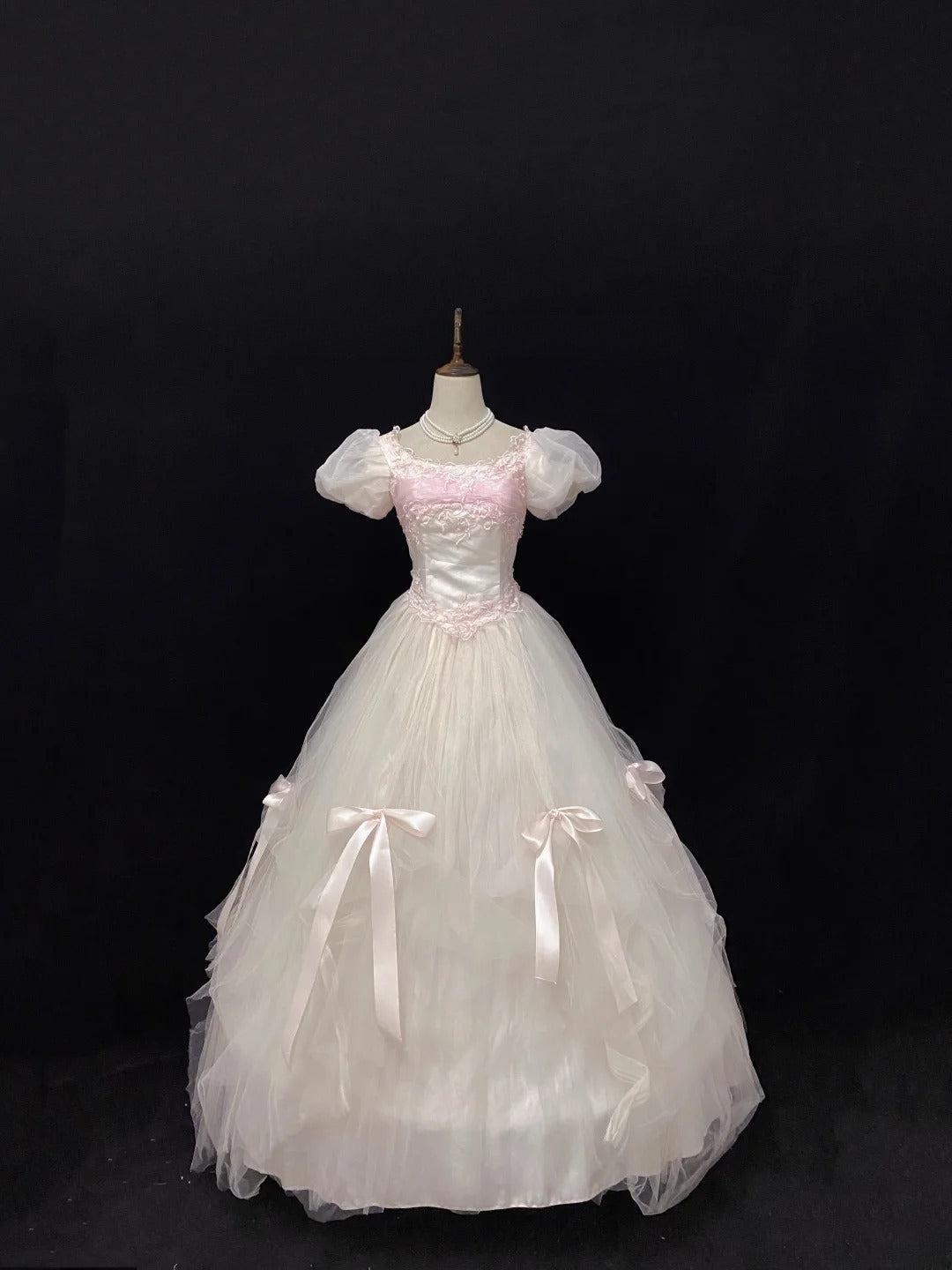 Sweet Ball Gowns Square Neck Light Pink Tulle Poofy Long With Appliqued Short Sleeves Quince Dress inspo Quinceanera Dresses Vestidos De 16 anos RB7764