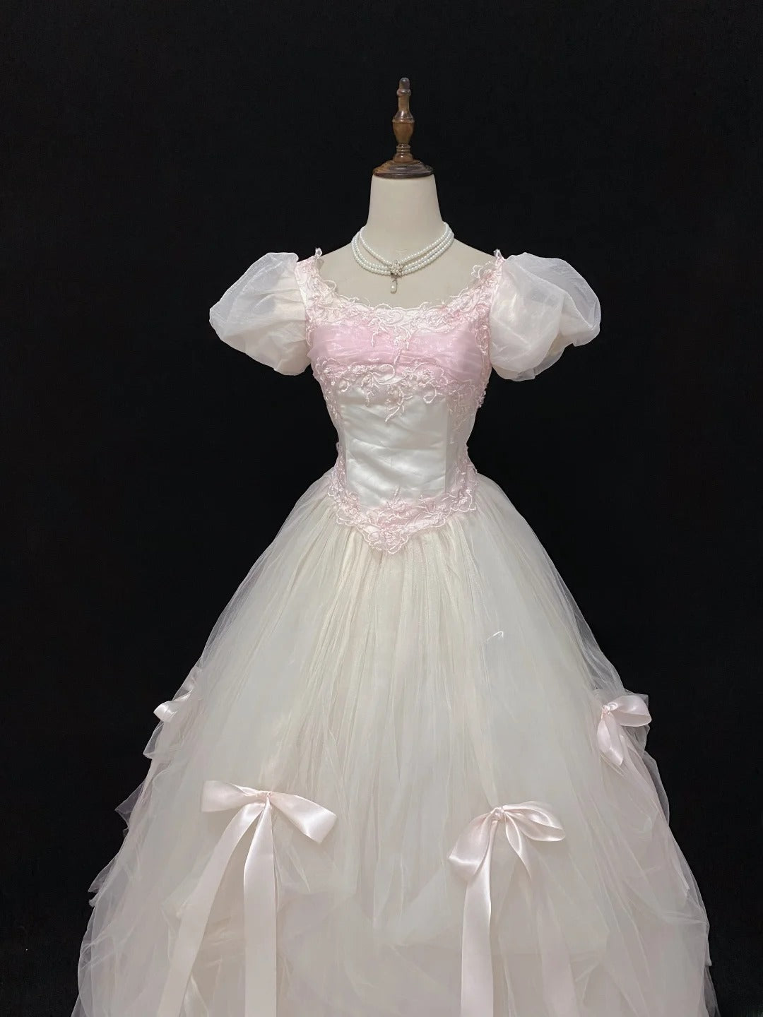 Sweet Ball Gowns Square Neck Light Pink Tulle Poofy Long With Appliqued Short Sleeves Quince Dress inspo Quinceanera Dresses Vestidos De 16 anos RB7764