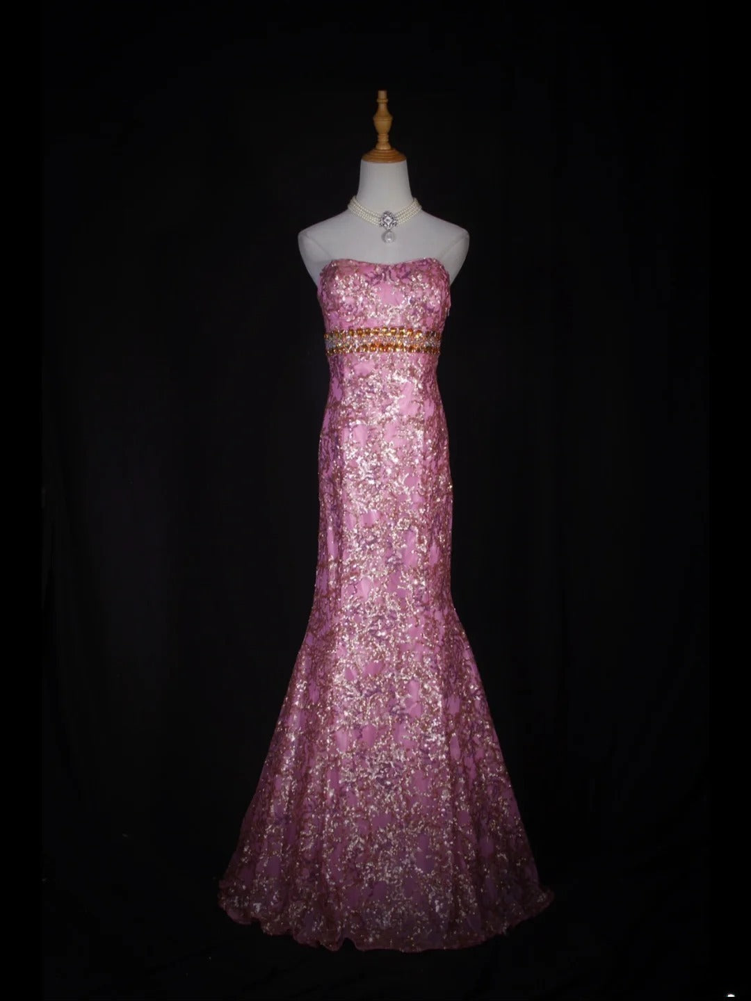 Vintage Meerjungfrauen-Abendkleid im 80er-Jahre-Stil, trägerlos, pinkfarben mit Pailletten und goldenen Perlen, Inspiration für das Outfit zum 20. Geburtstag, formelles Abendkleid AS317