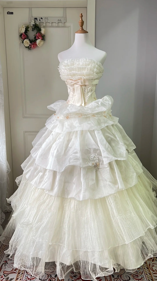 Sweet 15 Quinceanera Dress Ball Gown Strapless Light Yellow Tulle With Tiered Layers Long 16th Birthday Outfits RC0656