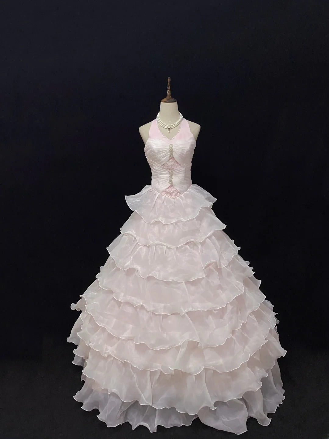 Dreamy Ball Gowns Halter Pink Organza Poofy Long With Layers Tiered Quince Dress inspo Quinceanera Dresses Sweet 15 16 Outfits RB7778