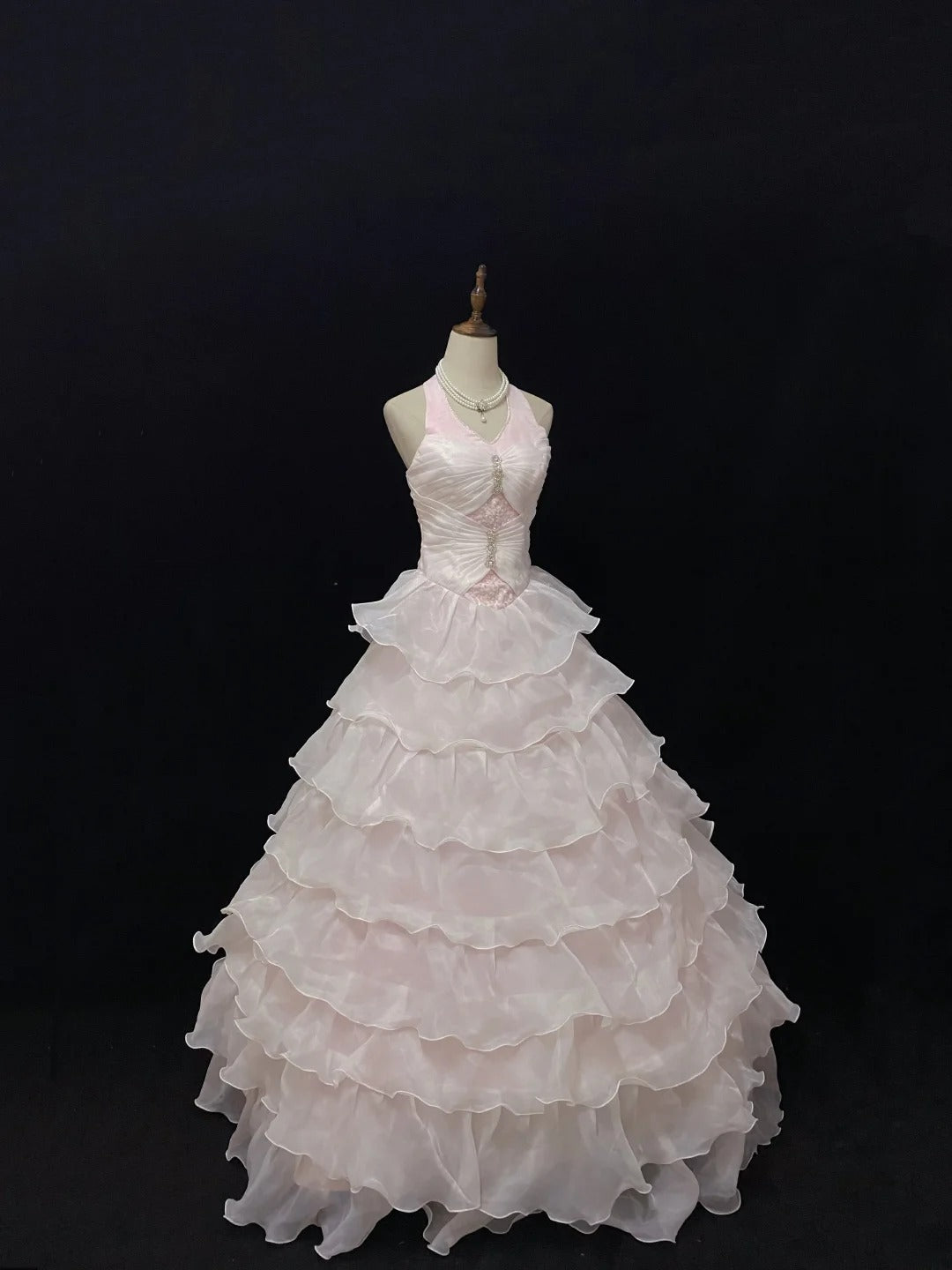 Dreamy Ball Gowns Halter Pink Organza Poofy Long With Layers Tiered Quince Dress inspo Quinceanera Dresses Sweet 15 16 Outfits RB7778
