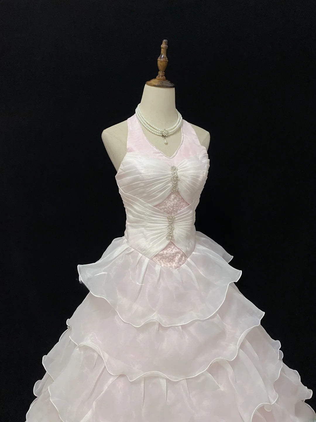 Dreamy Ball Gowns Halter Pink Organza Poofy Long With Layers Tiered Quince Dress inspo Quinceanera Dresses Sweet 15 16 Outfits RB7778