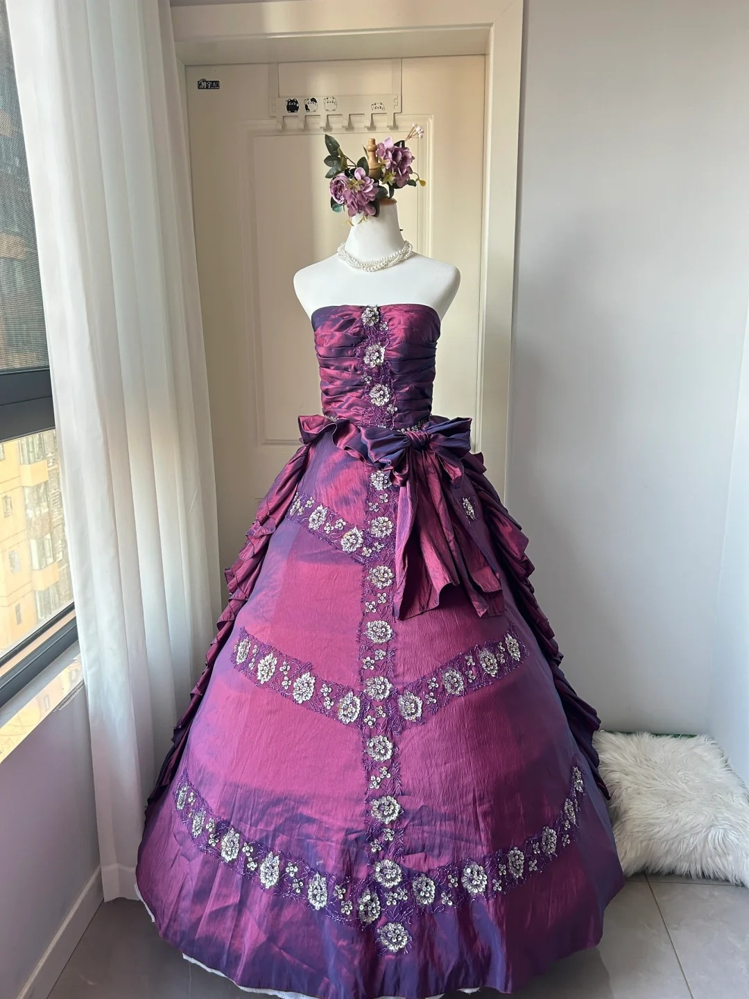 Sweet 15 Quinceanera Dress Ball Gown Strapless Taffeta With Ruffled Appliques Long 16th Birthday Outfits RC0657