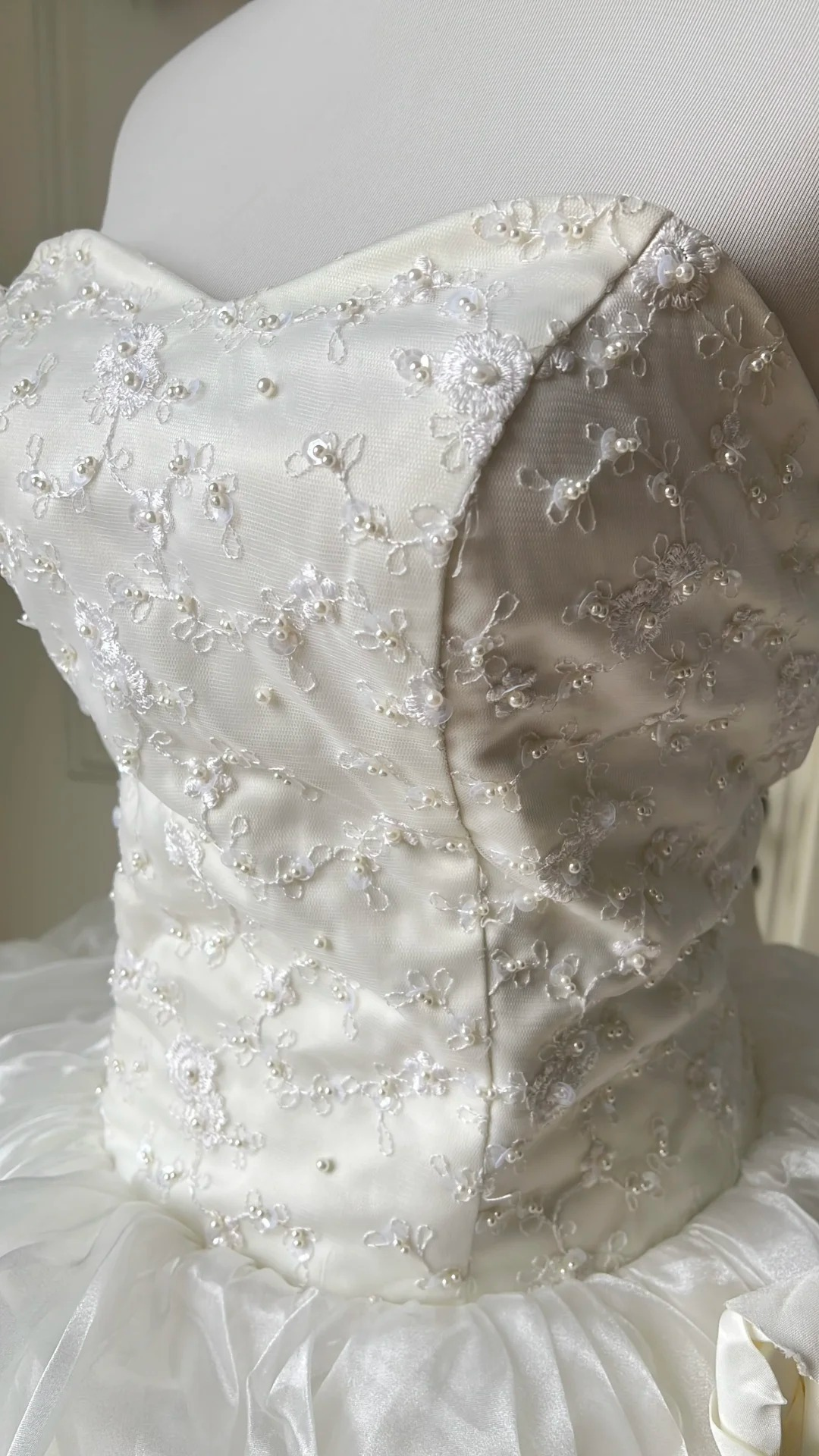 Timeless Wedding Dress Ball Gown Sweetheart Tulle White With Tiered Layers Long Bridal Gown RC0658