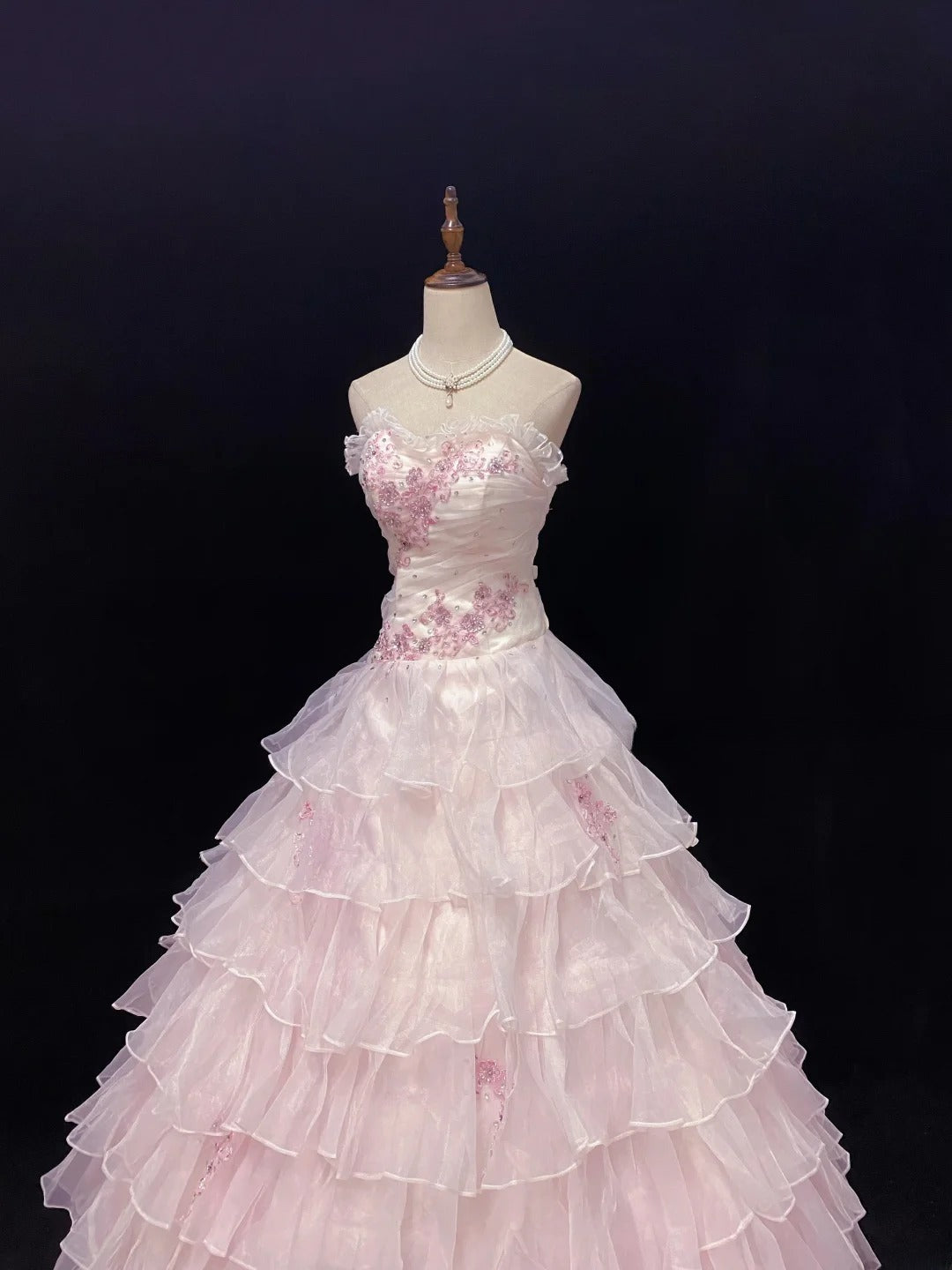 Dream Ball Gown Sweetheart Pink Lace Poofy Long With Tulle Tiered Layers Quince Dress inspo Quinceanera Dresses Sweet 15 16 Outfits RB7781