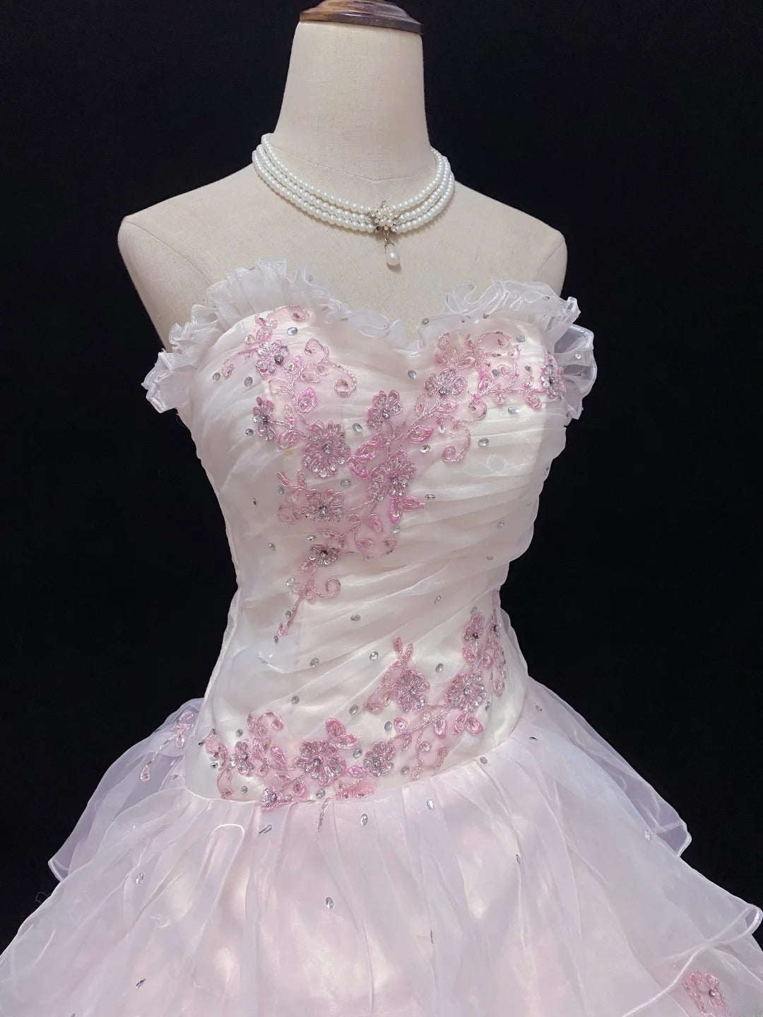 Dream Ball Gown Sweetheart Pink Lace Poofy Long With Tulle Tiered Layers Quince Dress inspo Quinceanera Dresses Sweet 15 16 Outfits RB7781