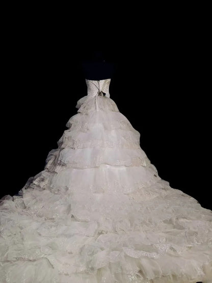 Vintage 80s Wedding Dress Ball Gown Halter Lace With Tiered Layers Bridal Gown for Big Day RC0077