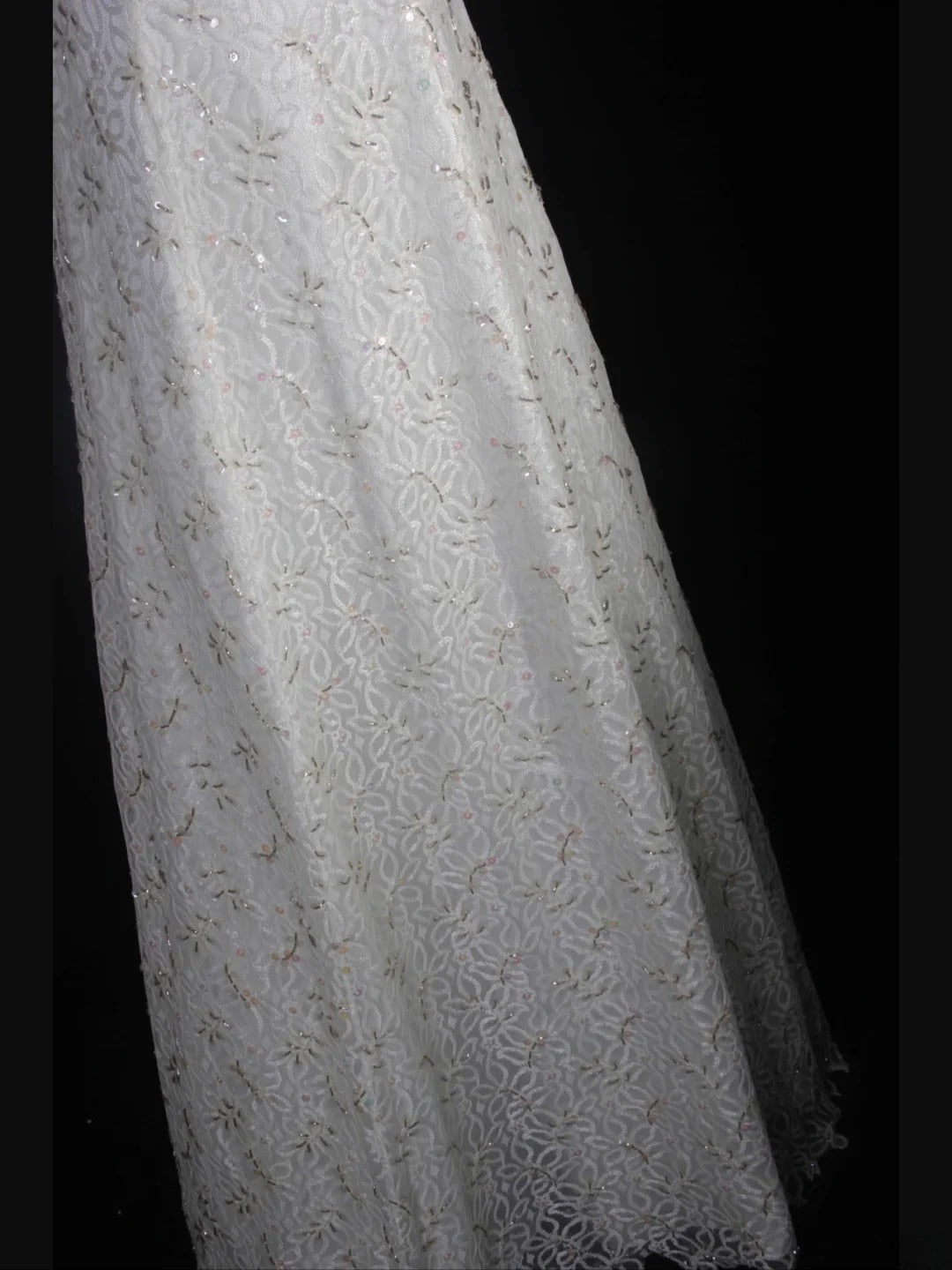 Brautkleider im Retro-Stil der 1950er Jahre: A-Linie, Spaghettiträger, silberne Perlen, Spitze, auch in kleinen Größen erhältlich, für standesamtliche Trauungen und Strandhochzeiten (Modell AS335).