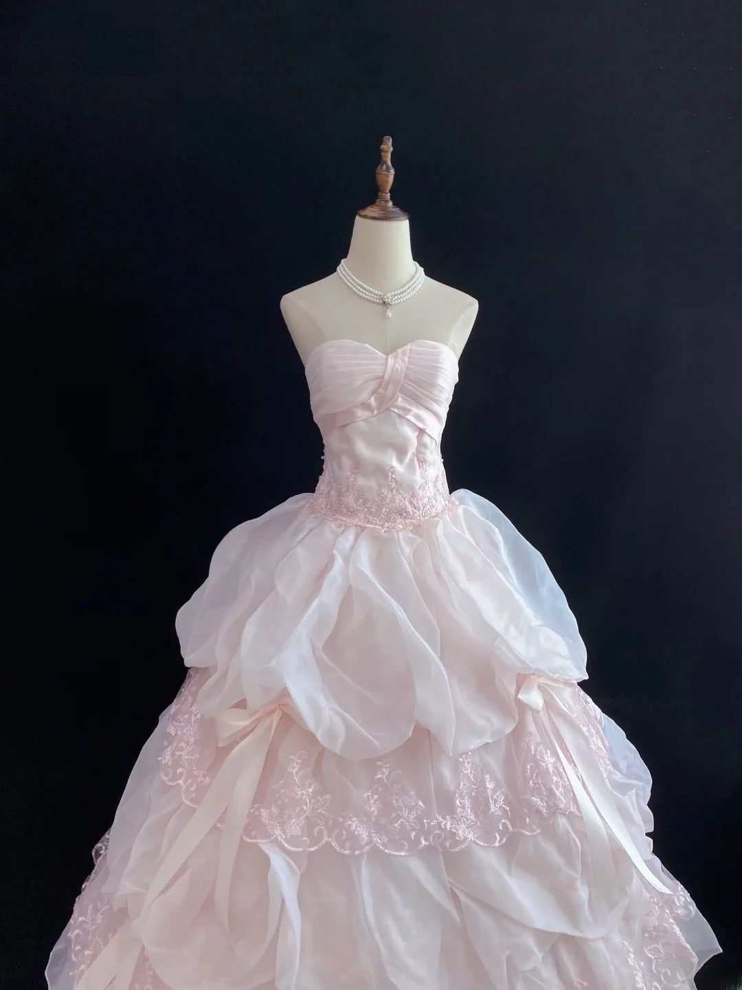 Dream Ball Gown Sweetheart Light Pink Lace Poofy Long With Tiered Layers Bow Quince Dress inspo Quinceanera Dresses Sweet 15 16 Outfits RB7787