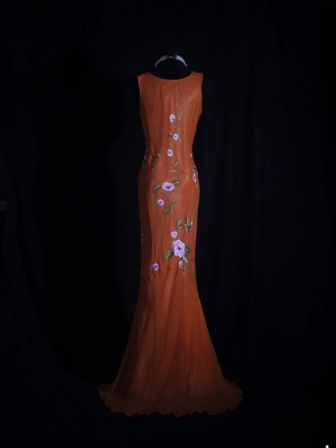 Retro-Meerjungfrauenkleid im 60er-Jahre-Stil aus orangefarbenem Chiffon mit Stickereien und Perlen – Inspiration für den 22. Geburtstag – Abendkleid AS337