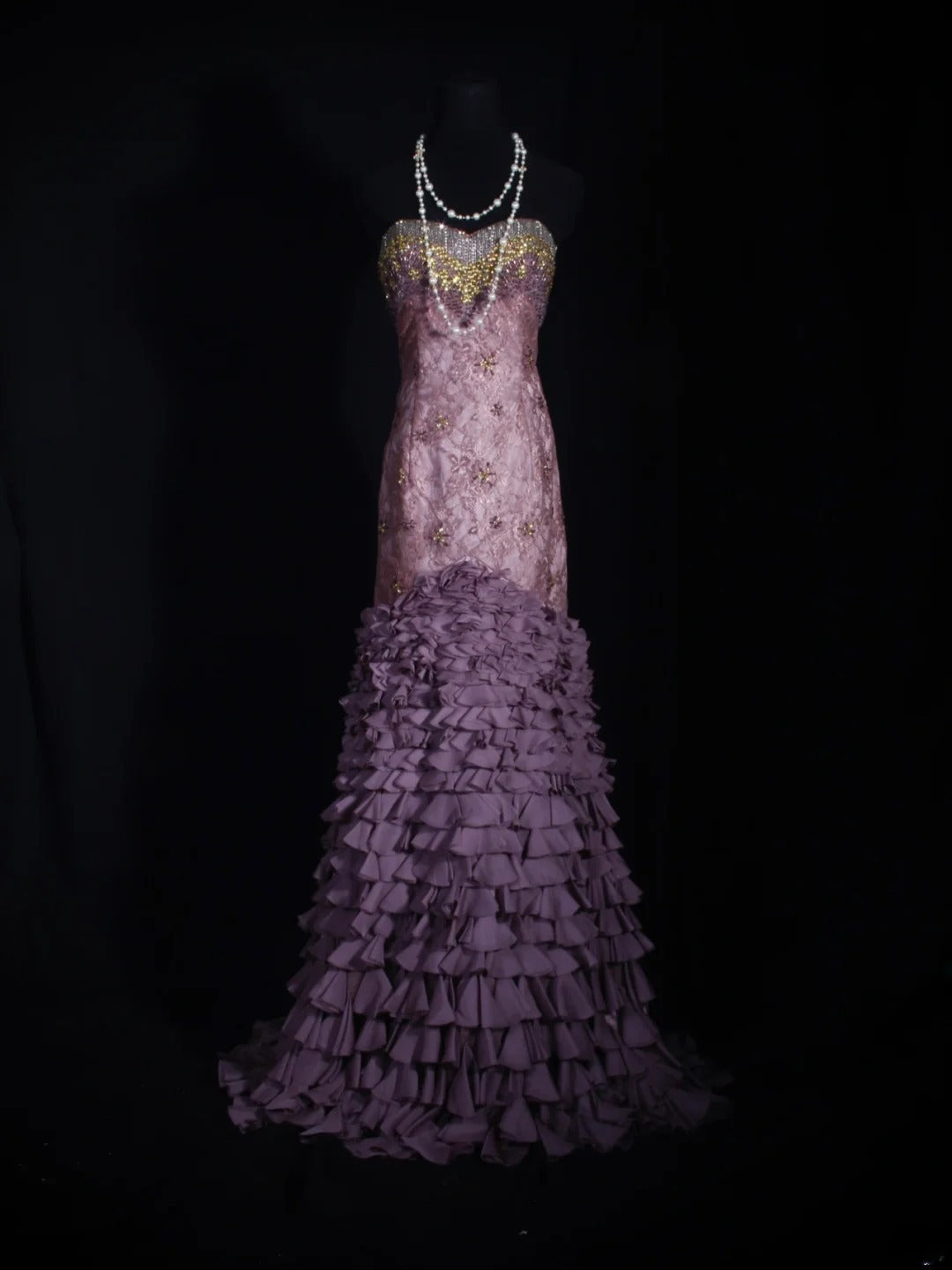Robe de bal longue vintage sirène années 80, bustier cœur, perles, mousseline, volants perlés, inspiration pour une tenue de 20e anniversaire, robe de soirée AS340